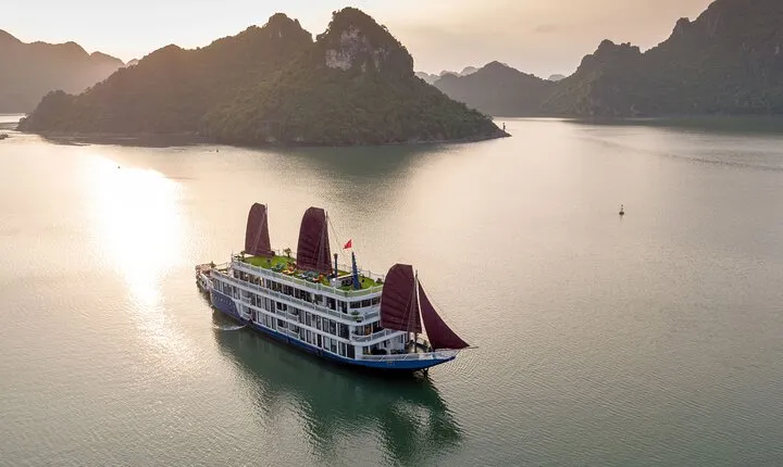 Melody Cruise 3-day Explore Halong and Lan Ha Bay from Halong