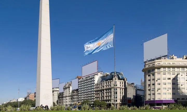 Buenos Aires Private City Tour with your guide driver and lunch