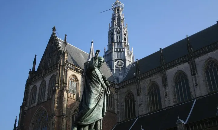 The rise of Haarlem: Culture, History, Art and Architecture Walking Tour