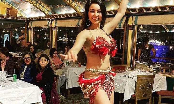 2-Hour Nile River dinner Cruise with belly dancing pickup include