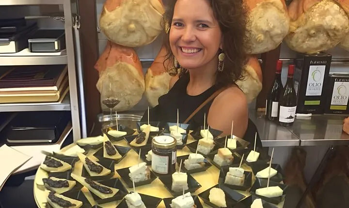Rome Food Tour: Unlimited Tastings with Fine Wine & Barolo