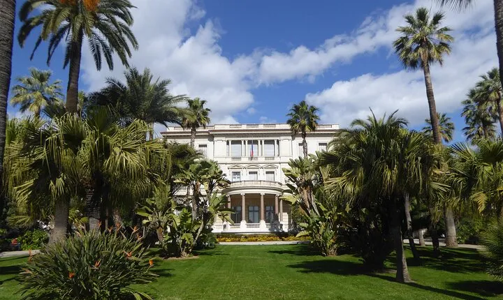 A Self-Guided Tour Of Nice The UNESCO Heritage City