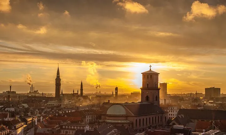 GhostWalk Copenhagen: Self-Guided Audio Experience from StoryHunt