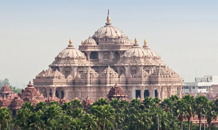 Experience Spiritual Culture in Delhi with a local - A Unique 2 Hrs Walking Tour