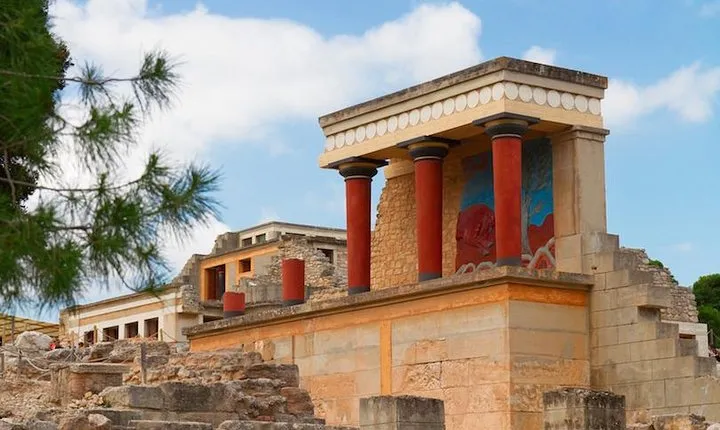 10 Day Private Tour in Santorini, Crete, Mykonos, Delos