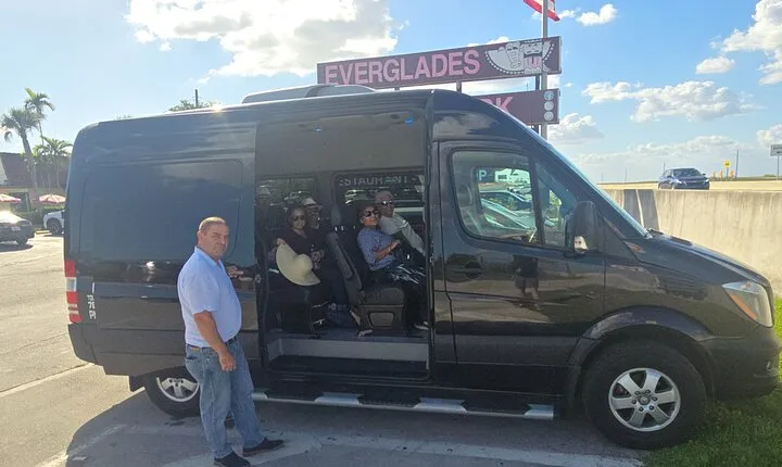 Shuttle from Miami Port to Everglades Safari Park and MIA Airport