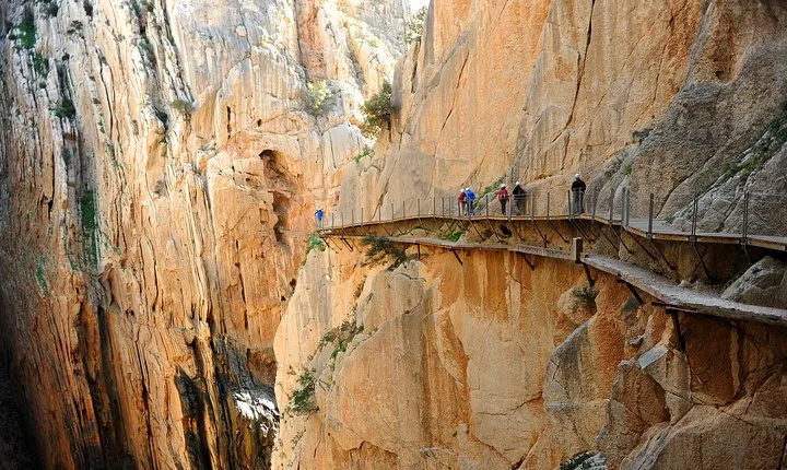 Caminito del Rey Small Group Tour from Malaga with Picnic