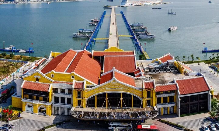 Halong Bay Shore Excursions Half-day Tour from Cruise Port