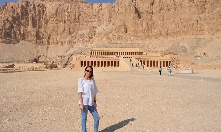 4 nights luxor and Aswan Nile cruise with hot air balloon,abu simbel from luxor