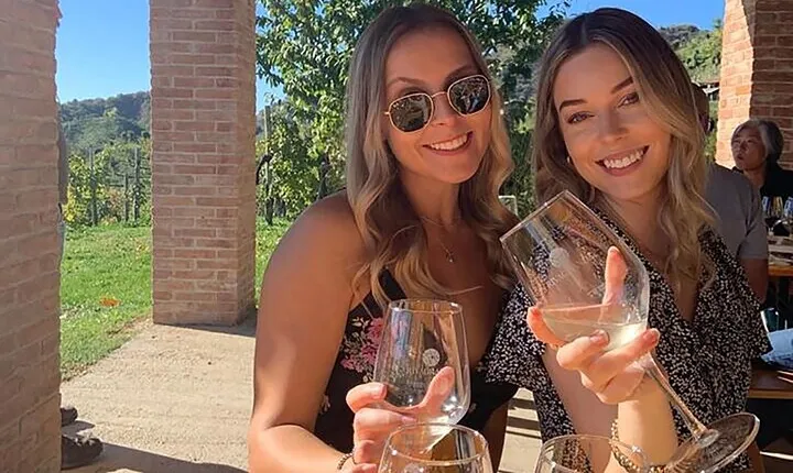 Full Day Prosecco Wine Tasting at Two Wineries from Venice