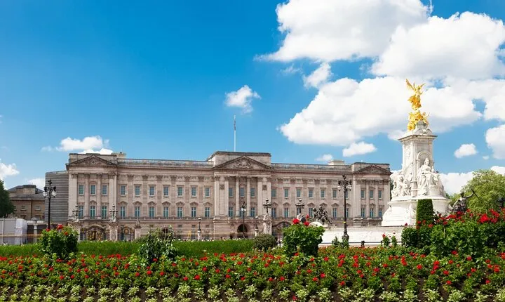 Westminster Walking Tour and Kensington Palace Visit