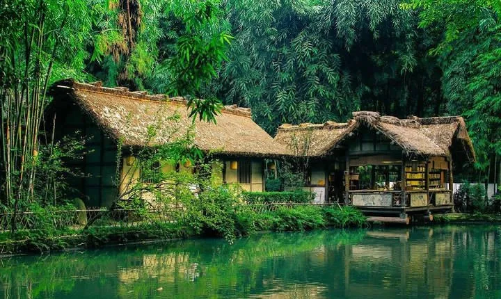 1-Day Chengdu Cultural Discovery:Jinsha,Shu Brocade Museum & Dufu Cottage Tour