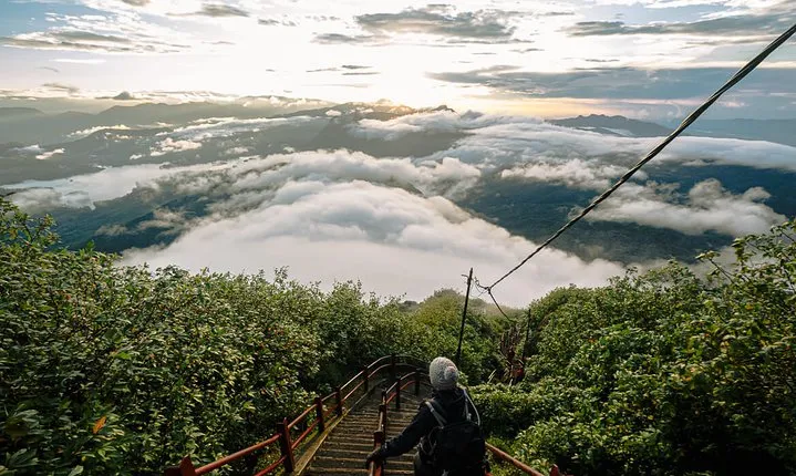 Overnight Hike to Adams’ Peak