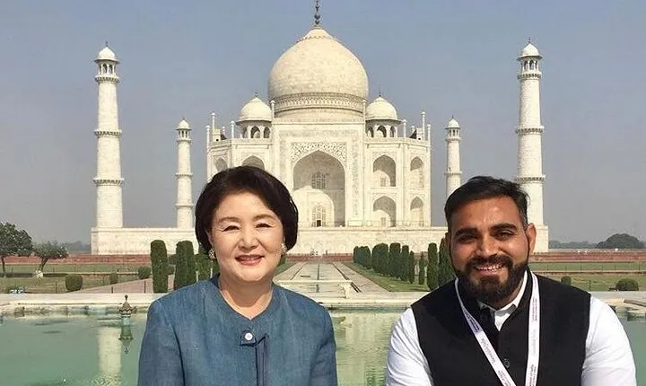 Private Taj Mahal Same Day Tour (Delhi - Agra - Delhi)