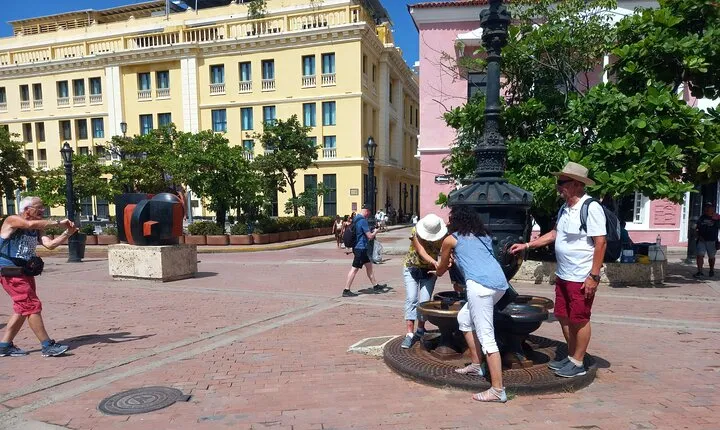 Walled Old Town Tour!