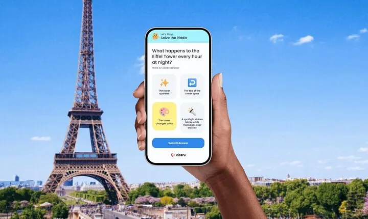 Self-Guided Walking Tour - From Eiffel Tower to Arc de Triomphe