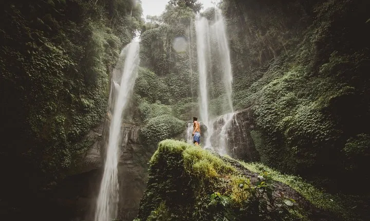 North Bali: Sekumpul Waterfalls and Ulun Danu Temple Tour