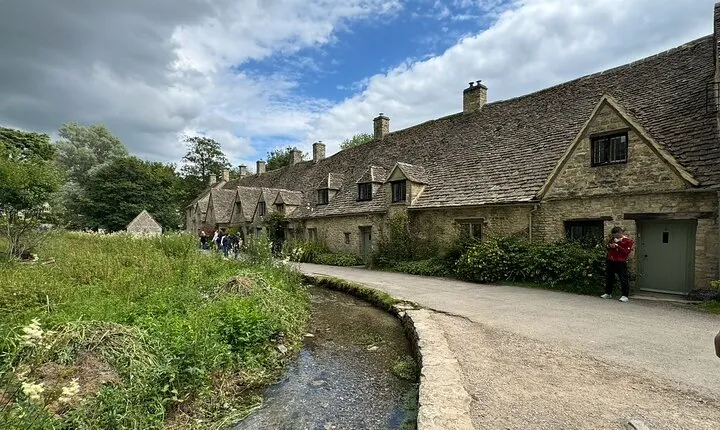 Private Full Day Tour to Cotswolds