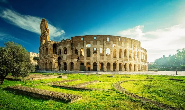 Rome: VIP Colosseum & Ancient Rome Small Group Tour