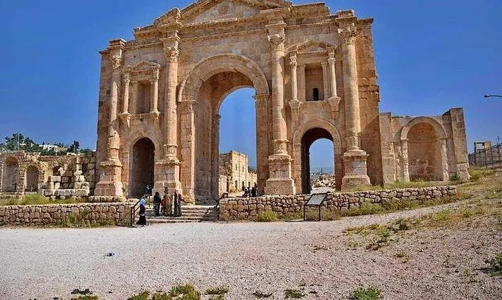 Jerash and Amman City Tour from Amman