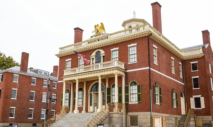 Best Historic Overview of Salem Walking Tour