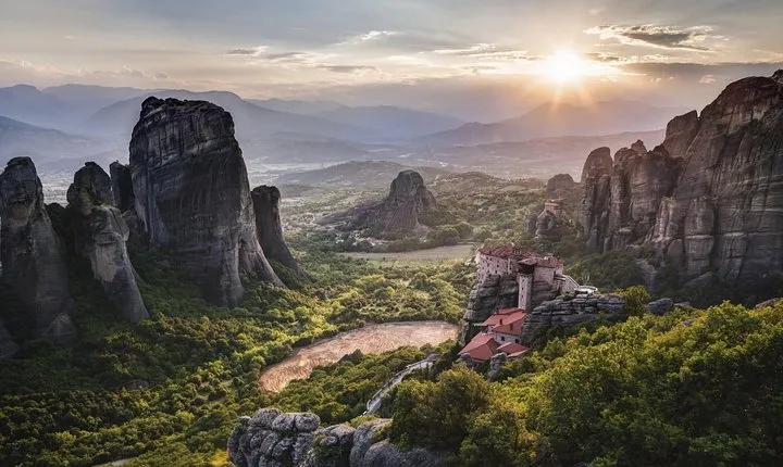 Meteora Tour by Sedan or Van