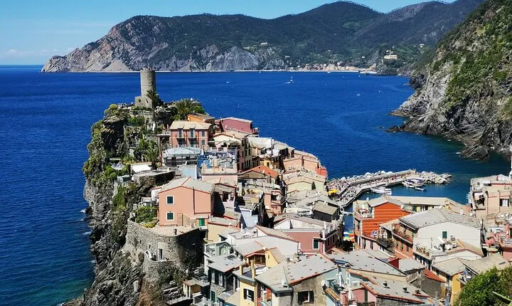 From Florence Cinque Terre, Portovenere and Pisa Private Day Tour