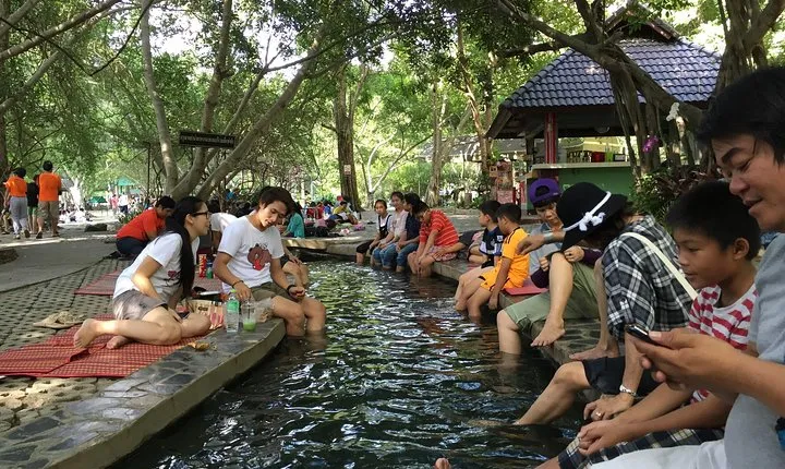 Chiang Mai Half Day Tour Sankampaeng Hot Spring & Handicraft (Minimum 2 pax)