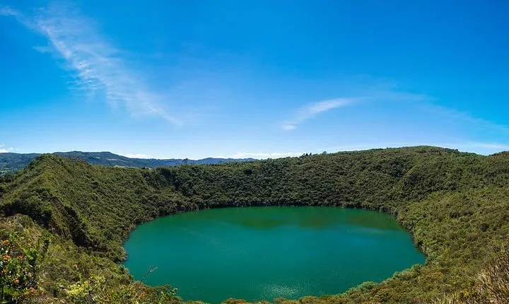 Live a magical experience at the salt mine in Nemocón and the Guatavita Lagoon.