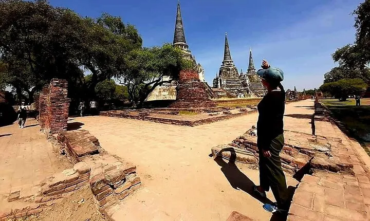 Full-day Private Guided Tour in Ayutthaya
