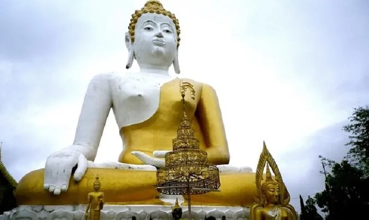 Wiang Kum Kam and Wat Phra That Doi Suthep Private Tour