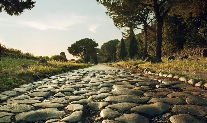 Rome: Catacombs Guided Tour with Transfer