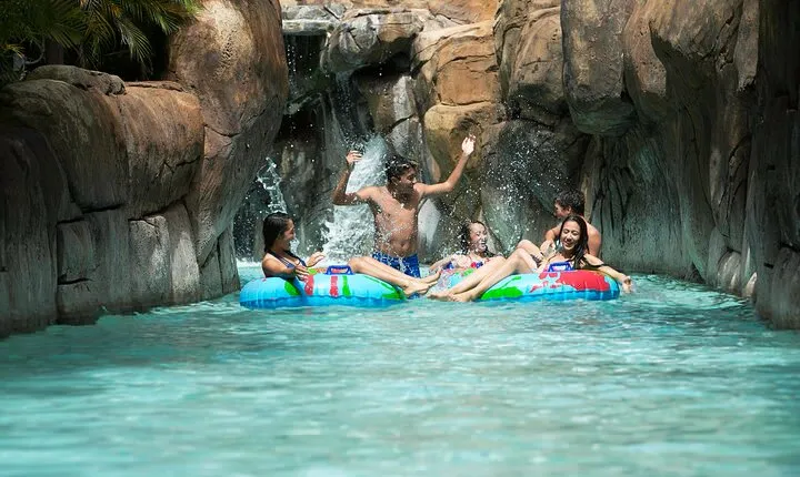 Wet 'n' Wild Waterpark Admission Ticket w/ Waikiki Transportation