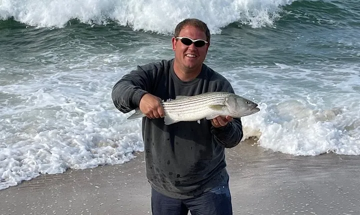 Private Nantucket Beach Fishing Activity with a Guide