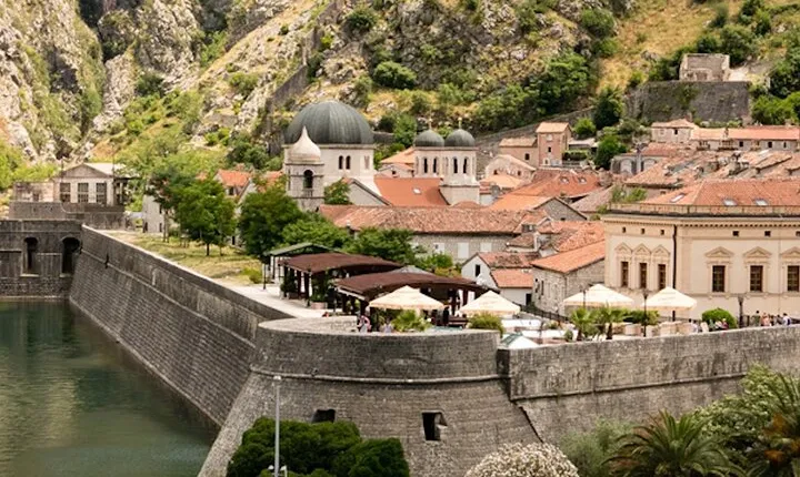 Kotor Old Town Walking Tour with Local Guide