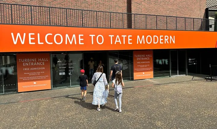 Kid-friendly Tate Modern Art Gallery Guided Tour in London