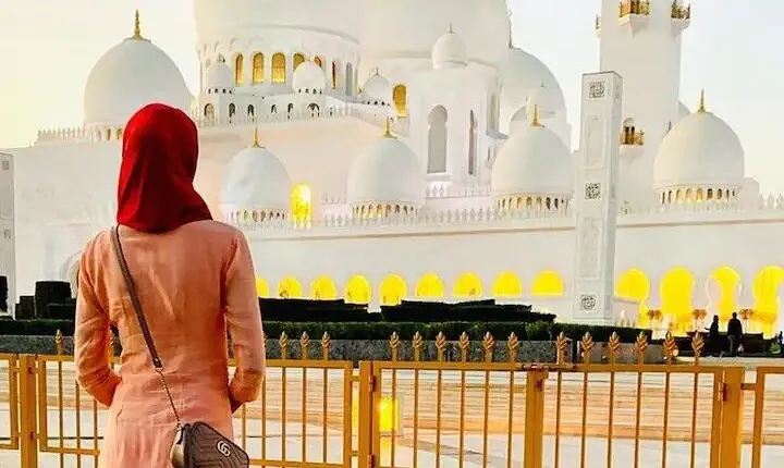 Guided Abu Dhabi City Tour with Sheikh Zayed Grand Mosque
