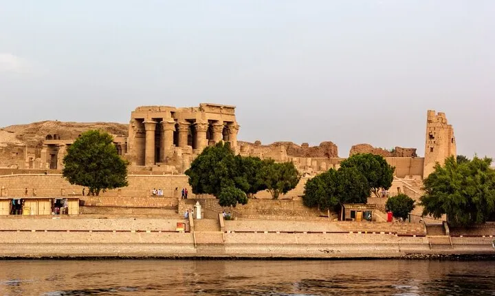 4 Day 3 Night Nile Cruise from Aswan to Luxor 