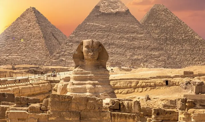 2 Days Cairo Package Egyptian Pyramids Museum and Bazaar