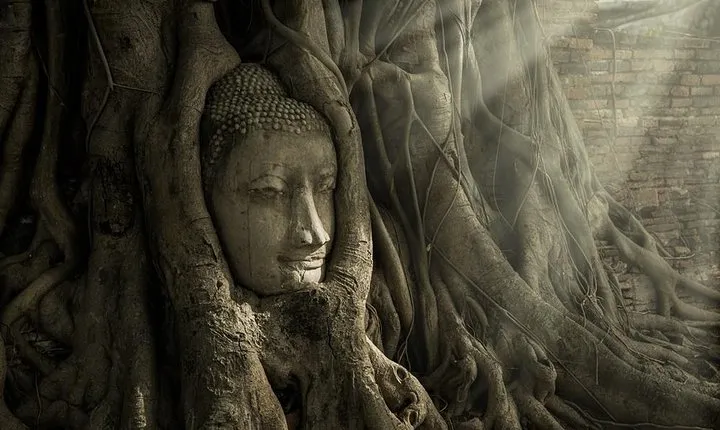 Private Ayutthaya Day Tour to Historical Temples and Boat Ride