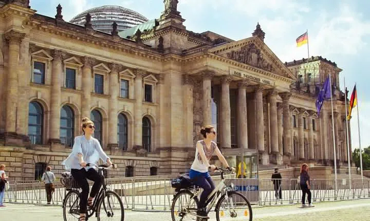 The Beauty of Berlin by Bike: Private Tour