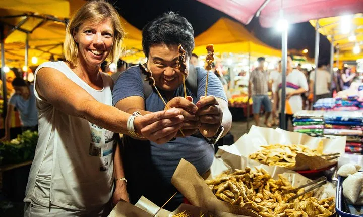 Kuala Lumpur Local Street Food Private Walking Tour by Night