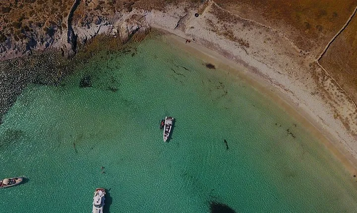 3 hour private cruise: DELOS - RHENIA