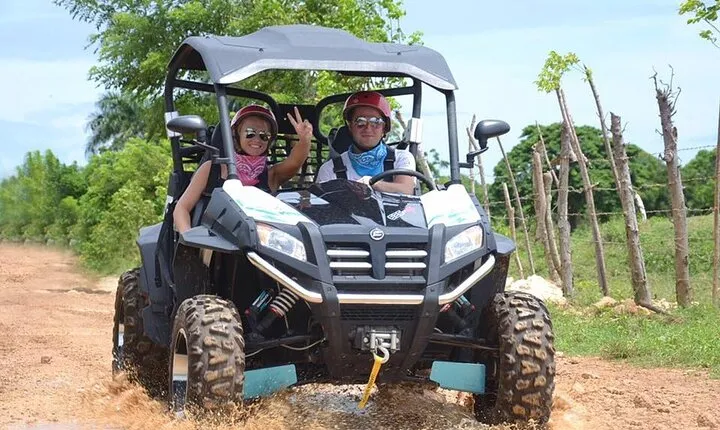 Guided Tour in Polaris (4X4) by Macao Beach, Taino Cave and Typical House
