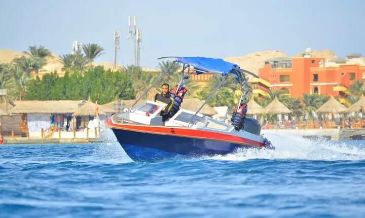 Private Speed Boat Snorkeling with Dolphins Trip - Hurghada