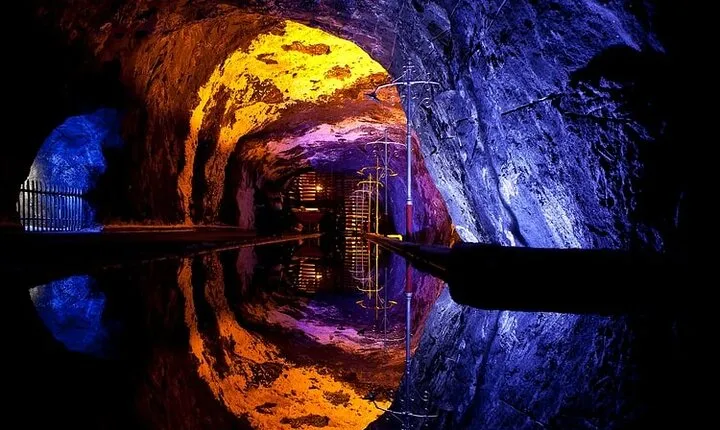 Aventura Subterránea: Descubre la Mina de Sal de Nemocón y la Catedral de Zipaquirá