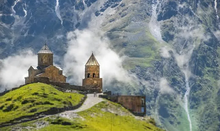 Ananuri-Gudauri-Kazbegi - Private Tour