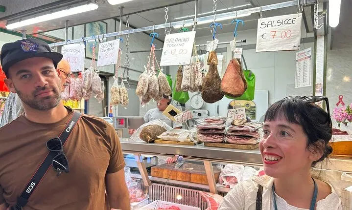 Florence: San Lorenzo Farmers Market Food Tour with Wine Tasting in 4 hours
