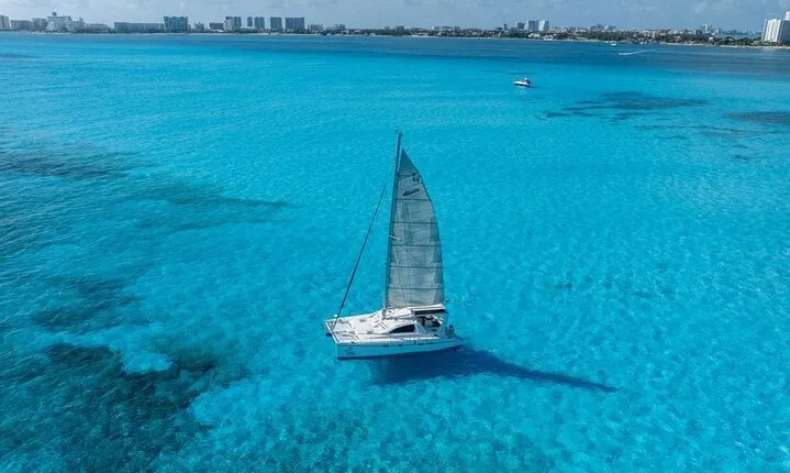 Isla Mujeres Day Tour with Catamaran, Snorkeling & Beach Club