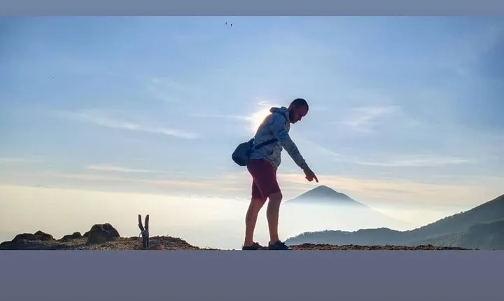 Kawah putih tour - 2D.1N including Papandayan volcano and Kampung Naga
